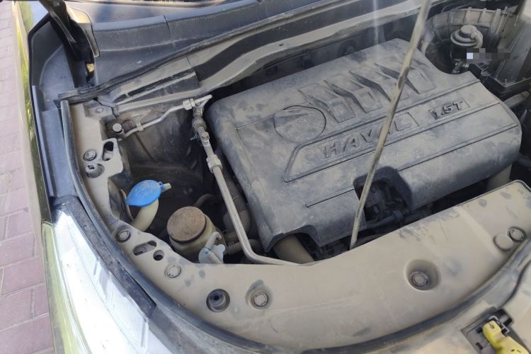 Used Haval M6 2018 1.5T DCT Two-Wheel Drive Elite Model Engine Bay Right