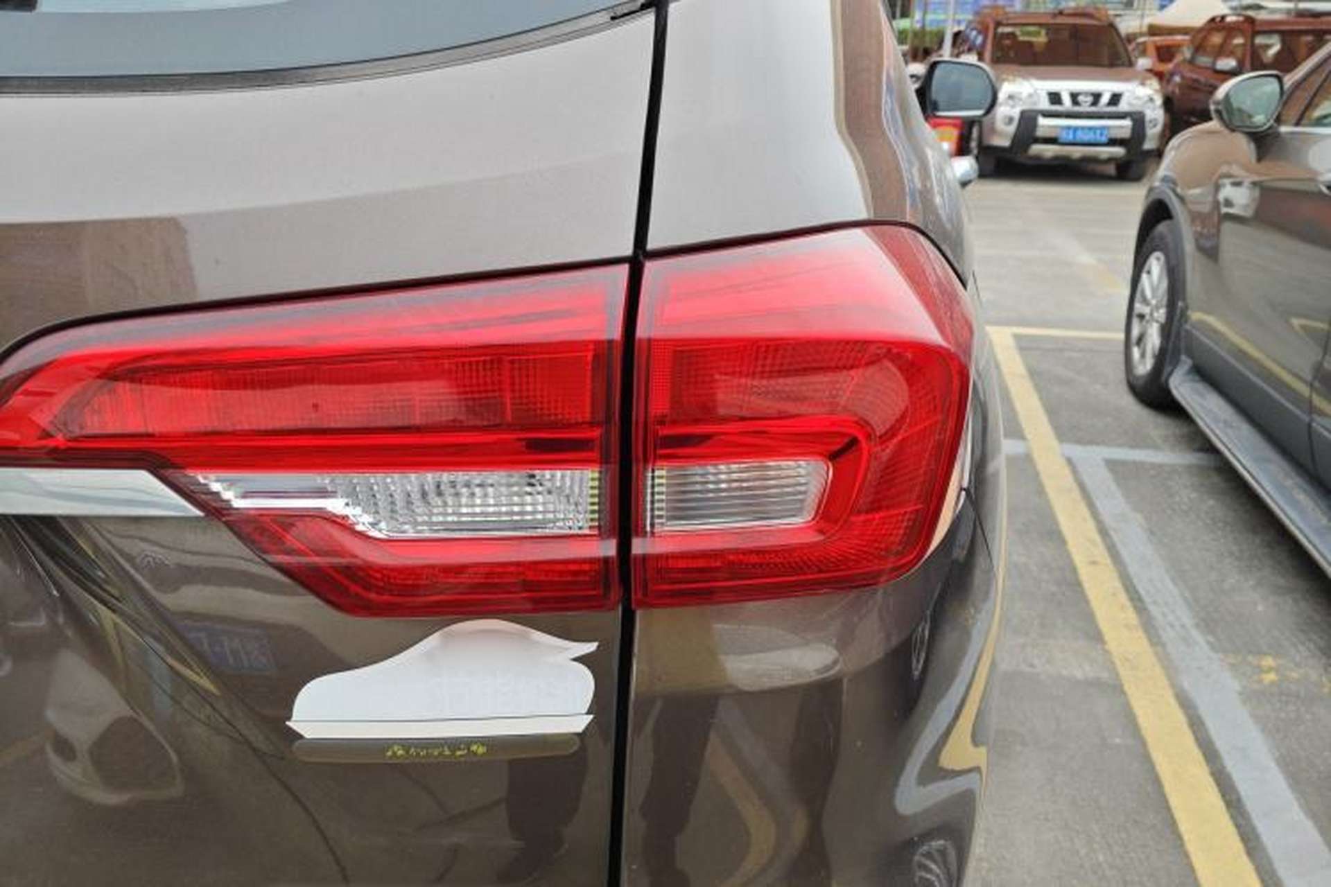 Used Haval M6 2018 Revised Version 1.5T DCT Two-Wheel Drive Elite Edition Exterior 3