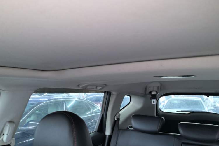 Used Haval M6 2018 1.5T Manual Two-Wheel Drive Elite Model Headliner