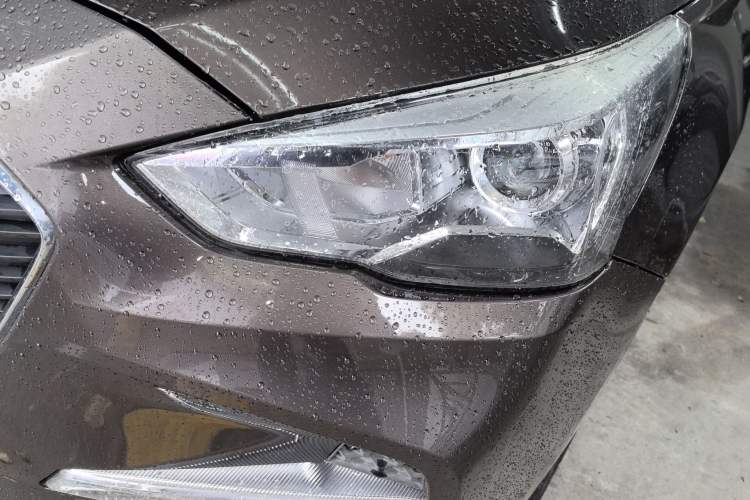 Used Haval M6 2018 1.5T Manual Two-Wheel Drive Elite Model Left Front Headlight