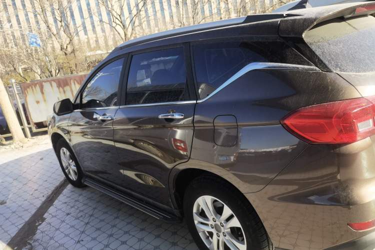 Used Haval M6 2018 1.5T Manual Two-Wheel Drive Elite Model Left Side