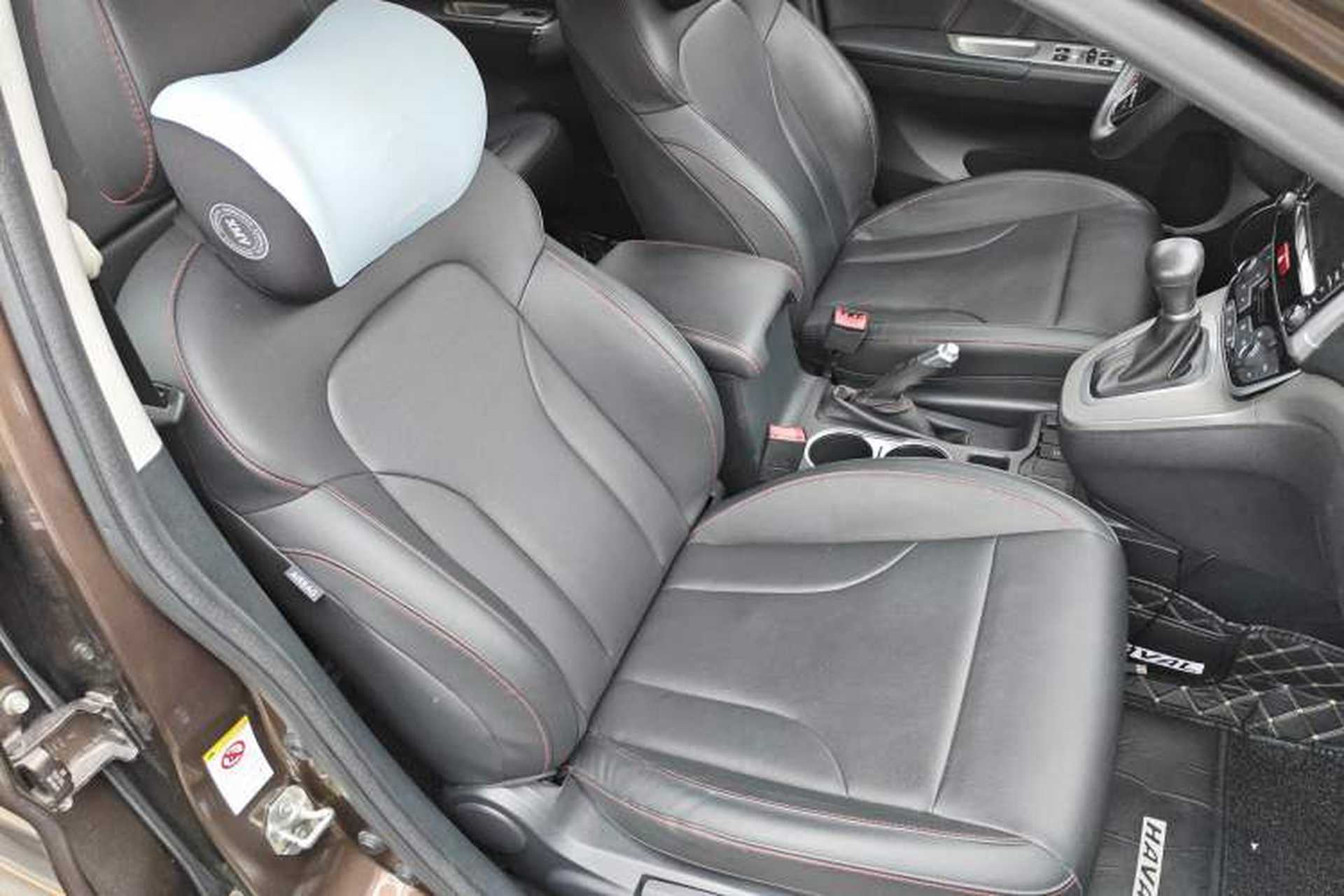 Used Haval M6 2018 Revised Version 1.5T DCT Two-Wheel Drive Elite Edition Right Front Seat