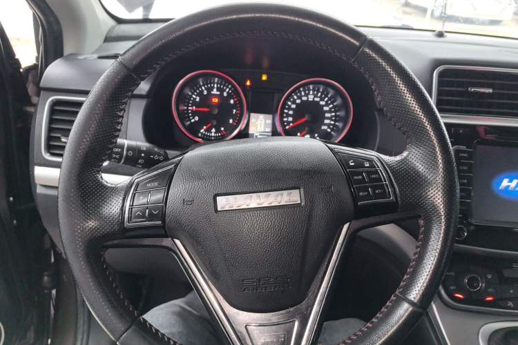 Used Haval M6 2018 1.5T Manual Two-Wheel Drive Elite Model Steering Wheel