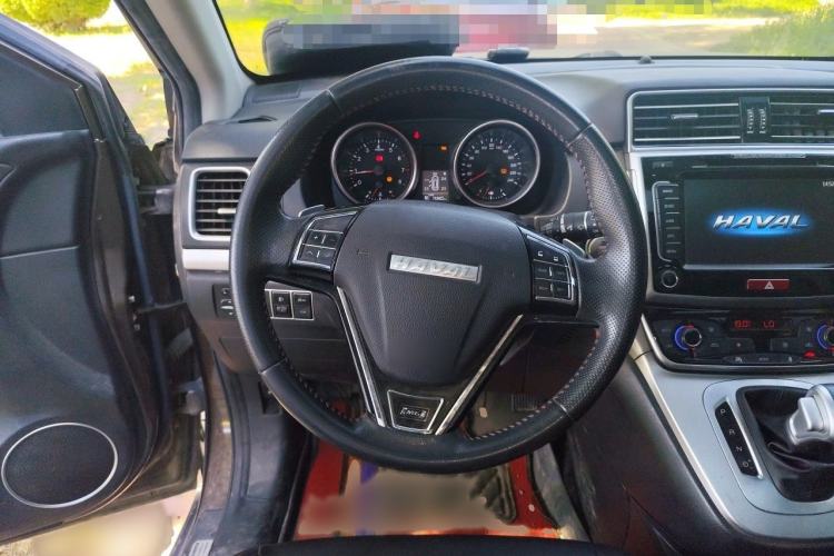 Used Haval M6 2018 1.5T DCT Two-Wheel Drive Elite Model Steering Wheel