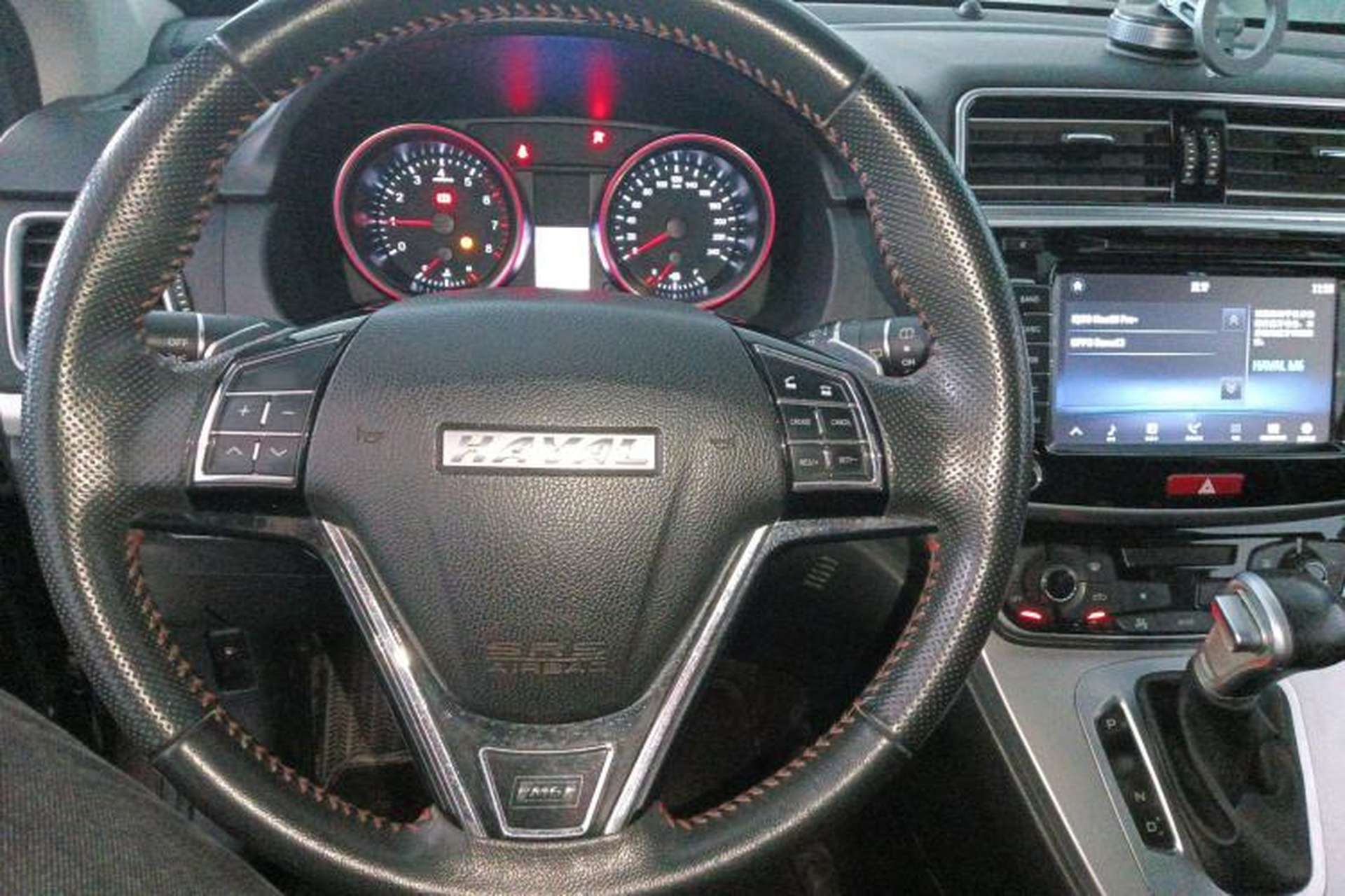 Used Haval M6 2018 1.5T DCT Two-Wheel Drive Elite Model Steering Wheel