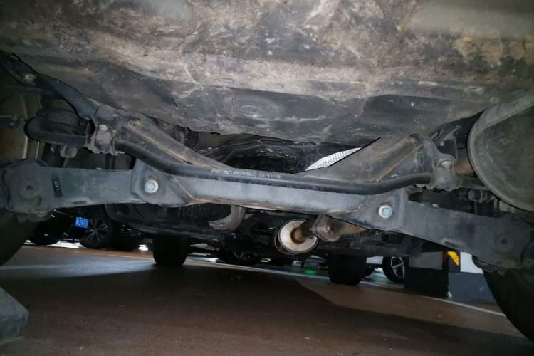 Used Haval M6 2018 1.5T Manual Two-Wheel Drive Elite Model Chassis Rear