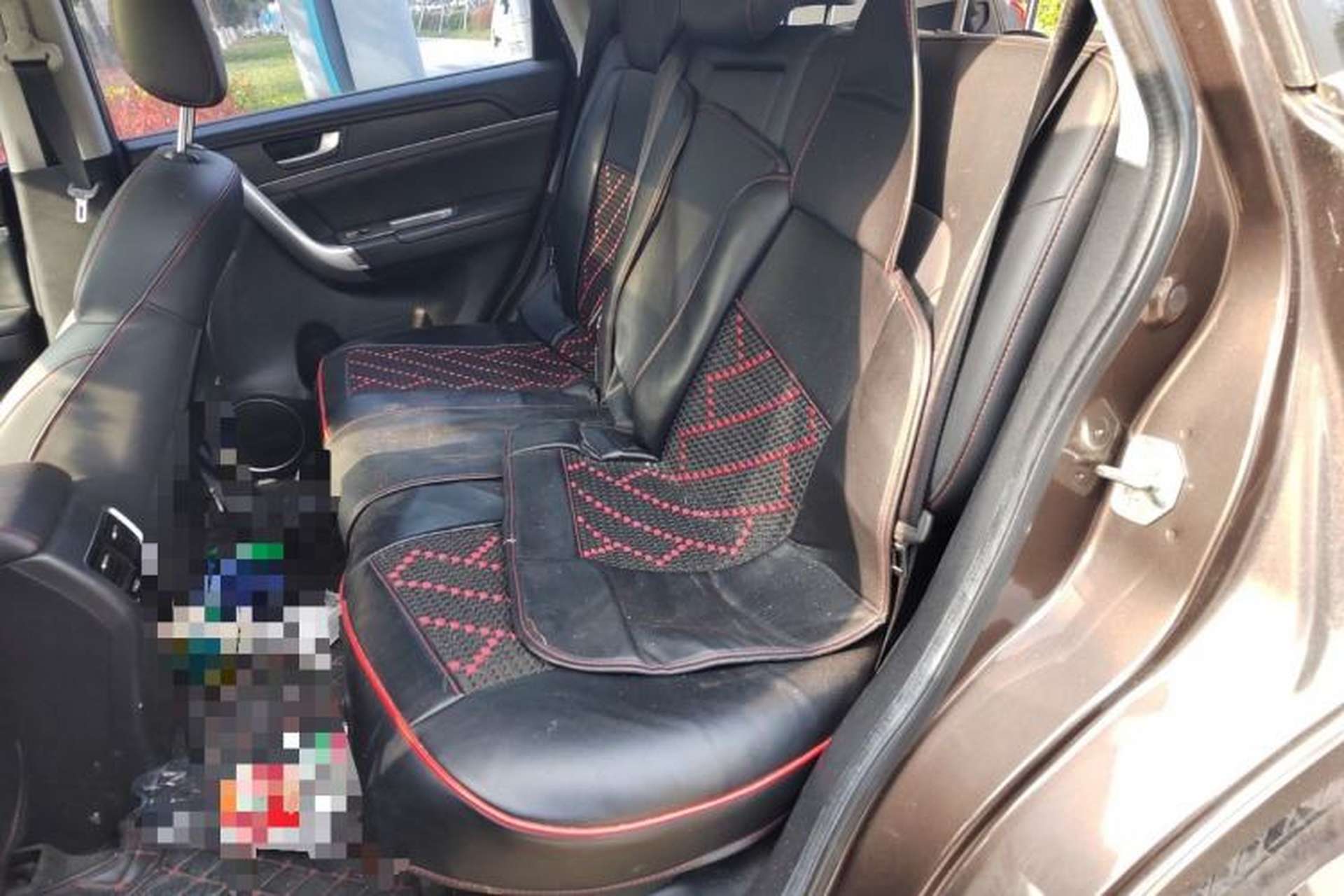 Used Haval M6 2018 1.5T Manual Two-Wheel Drive Elite Model Left Rear Seat