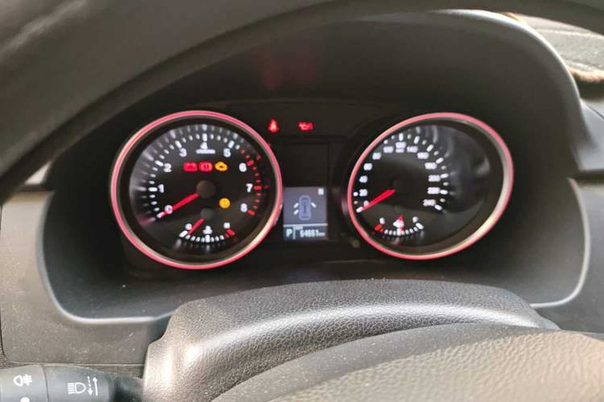 Used Haval M6 2018 1.5T DCT Two-Wheel Drive Urban Version Instrument Cluster