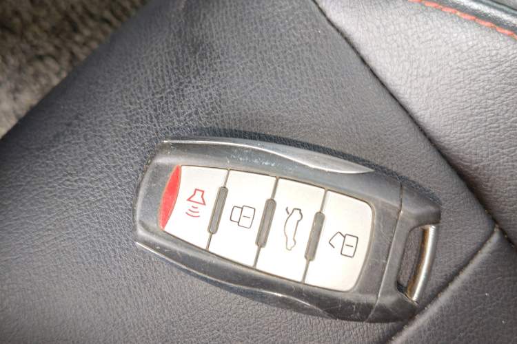 Used Haval M6 2018 Revised Version 1.5T DCT Two-Wheel Drive Elite Edition Interior 1