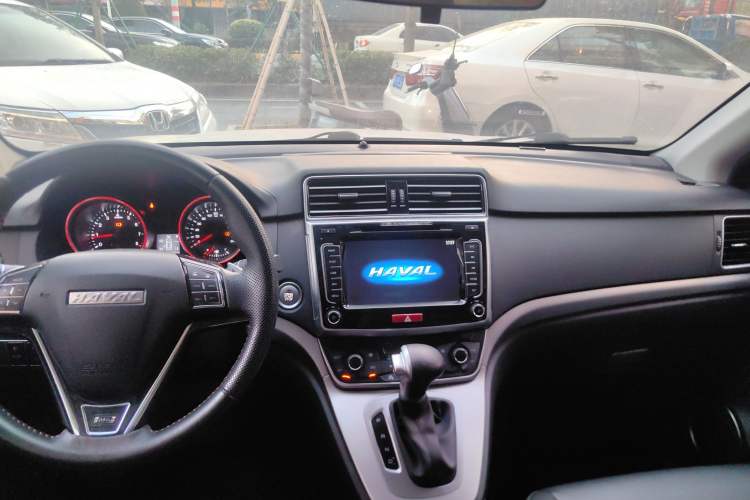 Used Haval M6 2018 1.5T DCT Two-Wheel Drive Elite Model Audio And AC Panel