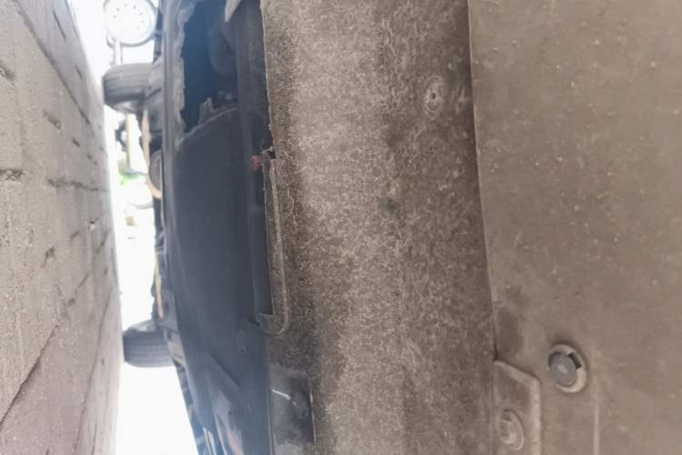 Used Haval M6 2018 Revised Version 1.5T DCT Two-Wheel Drive Elite Edition Chassis Front