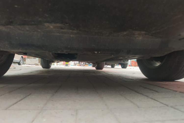 Used Haval M6 2018 Revised Version 1.5T DCT Two-Wheel Drive Elite Edition Chassis Front