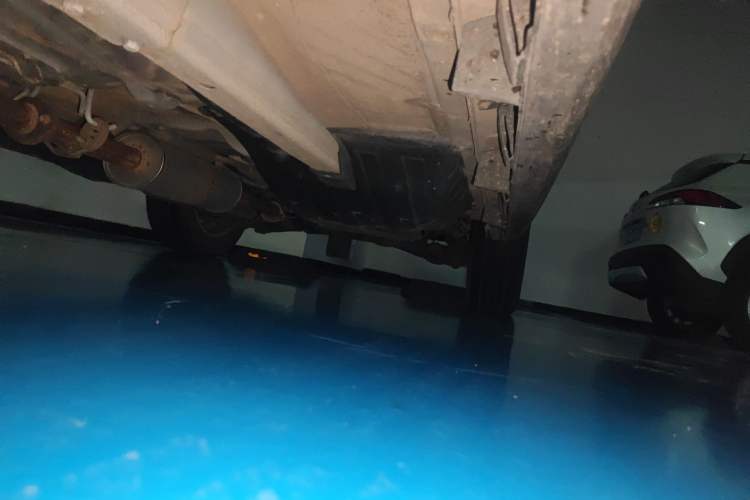 Used Haval M6 2018 1.5T Manual Two-Wheel Drive Urban Model Chassis Front Left