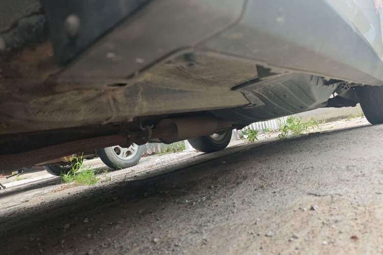 Used Haval M6 2018 1.5T Manual Two-Wheel Drive Elite Model Chassis Front Left