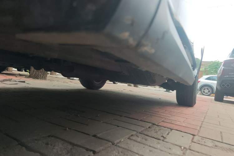 Used Haval M6 2018 Revised Version 1.5T DCT Two-Wheel Drive Elite Edition Chassis Front Left