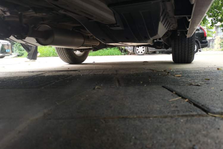 Used Haval M6 2018 1.5T Manual Two-Wheel Drive Elite Model Chassis Front Left