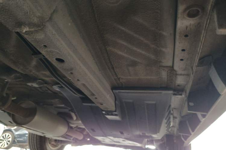 Used Haval M6 2018 1.5T Manual Two-Wheel Drive Elite Model Chassis Front Left