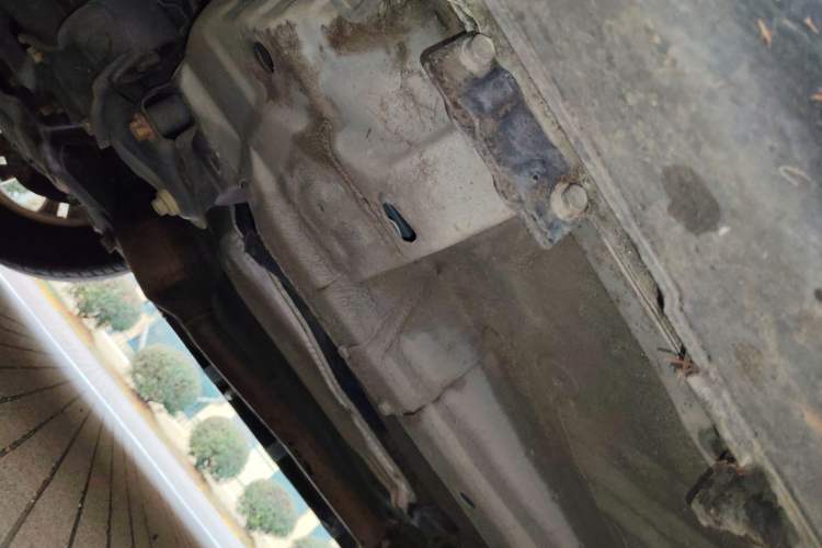 Used Haval M6 2018 1.5T DCT Two-Wheel Drive Elite Model Chassis Front Left