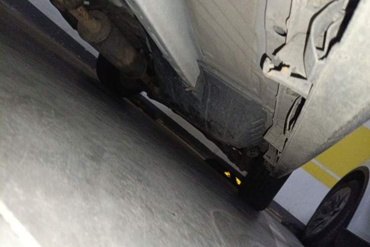 Used Haval M6 2018 1.5T DCT Two-Wheel Drive Elite Model Chassis Front Left