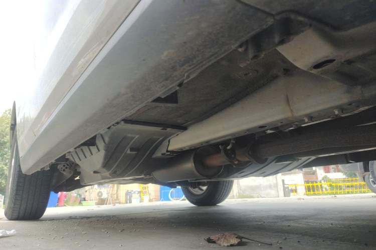 Used Haval M6 2018 Revised Version 1.5T DCT Two-Wheel Drive Elite Edition Chassis Front Right