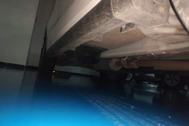 Used Haval M6 2018 1.5T Manual Two-Wheel Drive Urban Model Chassis Front Right