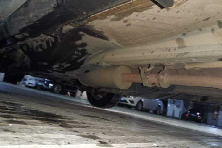 Used Haval M6 2018 1.5T Manual Two-Wheel Drive Elite Model Chassis Front Right