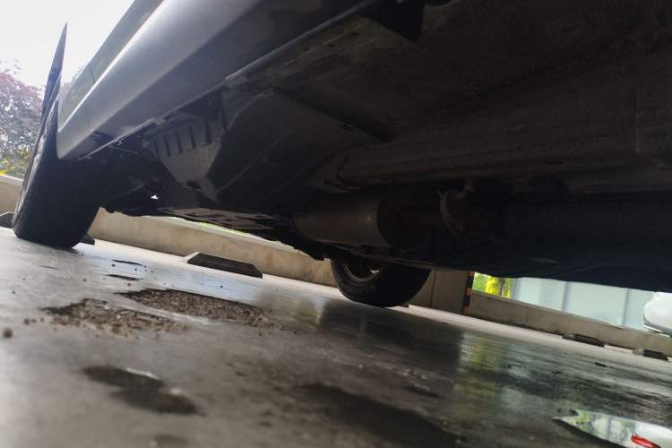 Used Haval M6 2018 Revised Version 1.5T DCT Two-Wheel Drive Urban Style Chassis Front Right