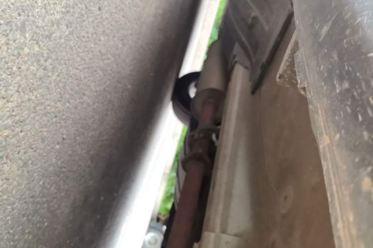 Used Haval M6 2018 1.5T DCT Two-Wheel Drive Elite Model Chassis Front Right