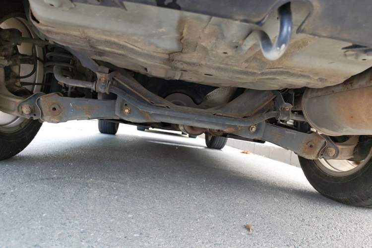 Used Haval M6 2018 Revised Version 1.5T DCT Two-Wheel Drive Elite Edition Chassis Rear