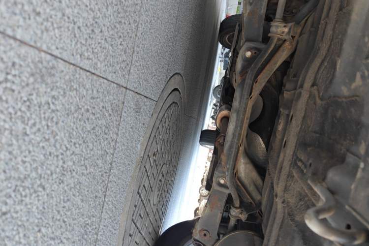 Used Haval M6 2018 1.5T DCT Two-Wheel Drive Elite Model Chassis Rear