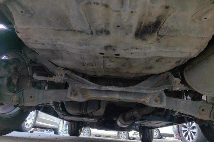 Used Haval M6 2018 1.5T Manual Two-Wheel Drive Elite Model Chassis Rear