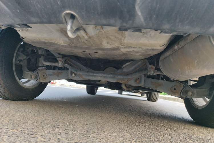Used Haval M6 2018 1.5T Manual Two-Wheel Drive Elite Model Chassis Rear