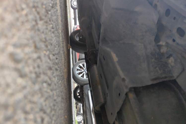 Used Haval M6 2018 1.5T Manual Two-Wheel Drive Elite Model Chassis Rear Left