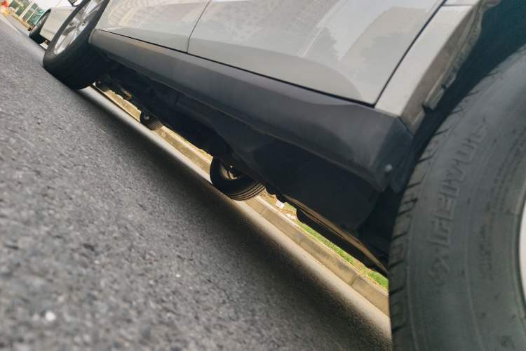 Used Haval M6 2018 1.5T Manual Two-Wheel Drive Elite Model Chassis Rear Left