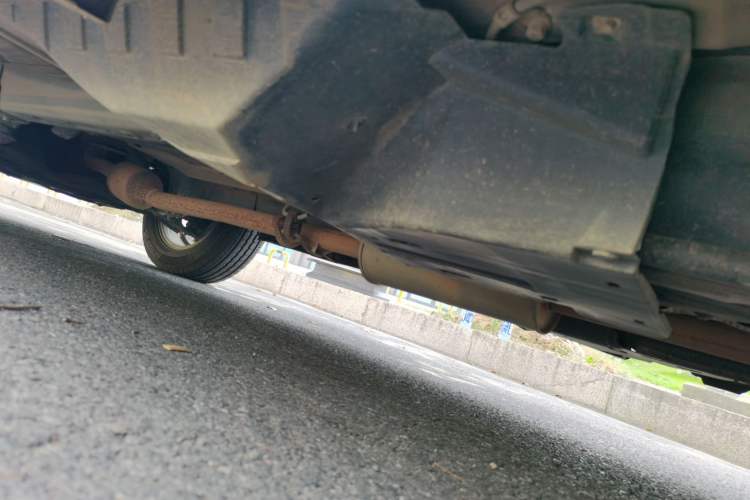 Used Haval M6 2018 Revised Version 1.5T DCT Two-Wheel Drive Elite Edition Chassis Rear Left