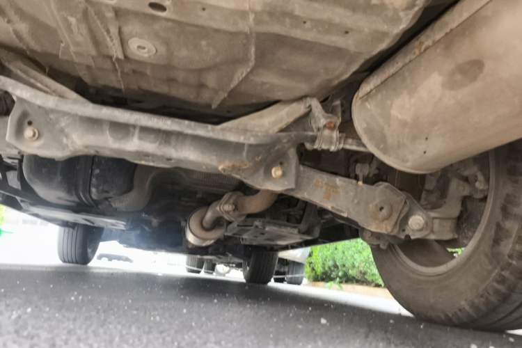 Used Haval M6 2018 1.5T Manual Two-Wheel Drive Elite Model Chassis Rear