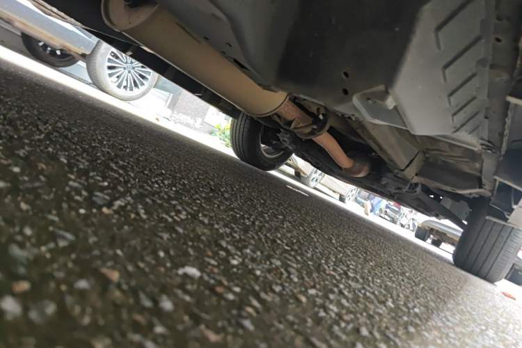 Used Haval M6 2018 1.5T Manual Two-Wheel Drive Elite Model Chassis Rear Right