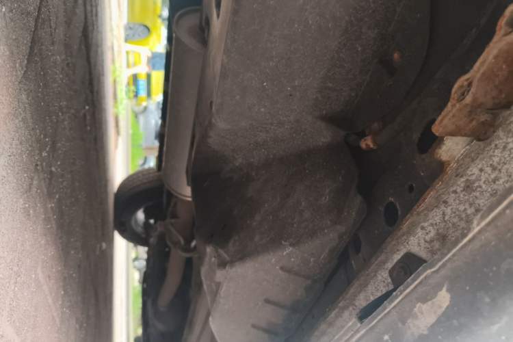 Used Haval M6 2018 Revised Version 1.5T DCT Two-Wheel Drive Elite Edition Chassis Rear Right