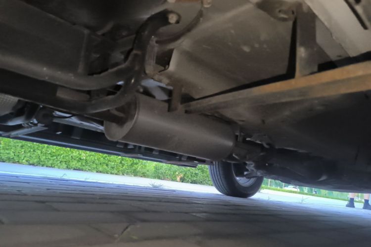 Used Haval M6 2018 Revised Version 1.5T DCT Two-Wheel Drive Elite Edition Chassis Rear Right