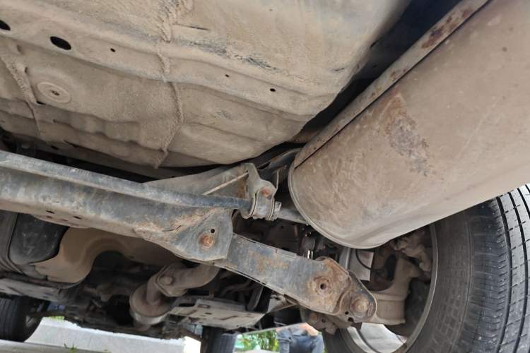 Used Haval M6 2018 1.5T Manual Two-Wheel Drive Elite Model Chassis Rear Right