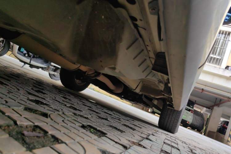 Used Haval M6 2018 1.5T Manual Two-Wheel Drive Elite Model Chassis Rear Right