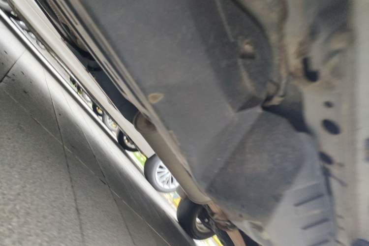 Used Haval M6 2018 1.5T Manual Two-Wheel Drive Elite Model Chassis Rear Right