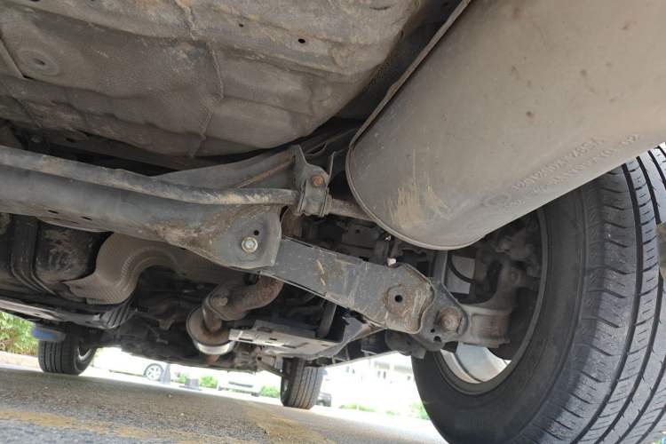 Used Haval M6 2018 Revised Version 1.5T DCT Two-Wheel Drive Elite Edition Chassis Rear Right