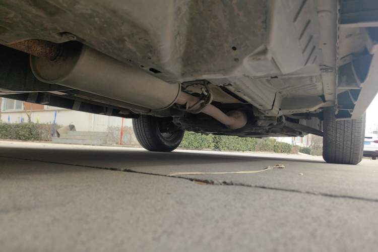 Used Haval M6 2018 1.5T Manual Two-Wheel Drive Elite Model Chassis Rear Right