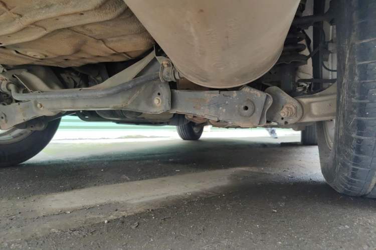 Used Haval M6 2018 Revised Version 1.5T DCT Two-Wheel Drive Elite Edition Chassis Rear Right