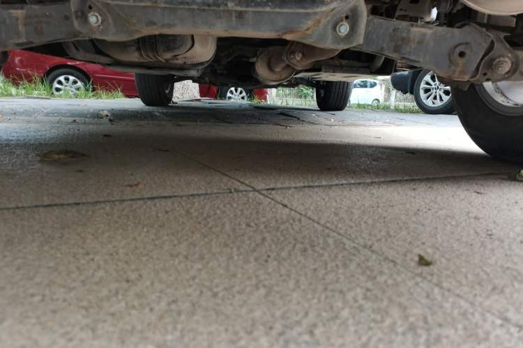 Used Haval M6 2018 1.5T Manual Two-Wheel Drive Elite Model Chassis Rear
