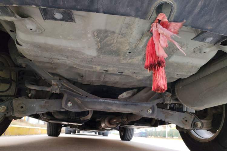 Used Haval M6 2018 1.5T DCT Two-Wheel Drive Elite Model Chassis Rear