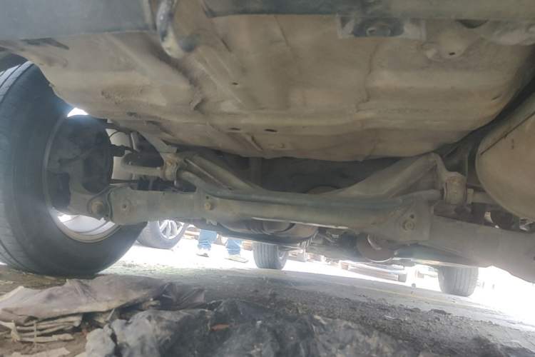 Used Haval M6 2018 Revised Version 1.5T DCT Two-Wheel Drive Elite Edition Chassis Rear