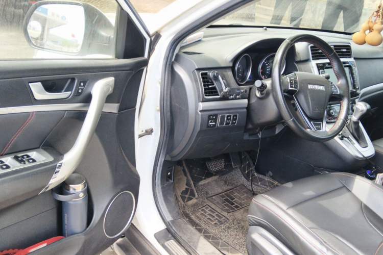 Used Haval M6 2018 Revised Version 1.5T DCT Two-Wheel Drive Elite Edition Driver Seat
