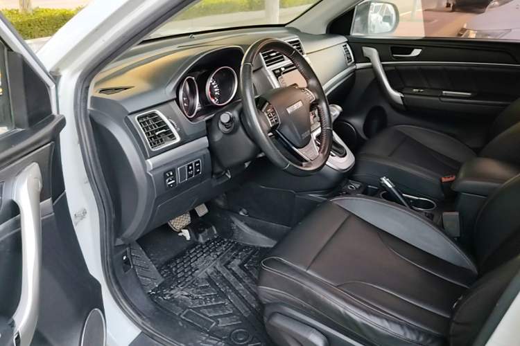 Used Haval M6 2018 Revised Version 1.5T DCT Two-Wheel Drive Elite Edition Driver Seat